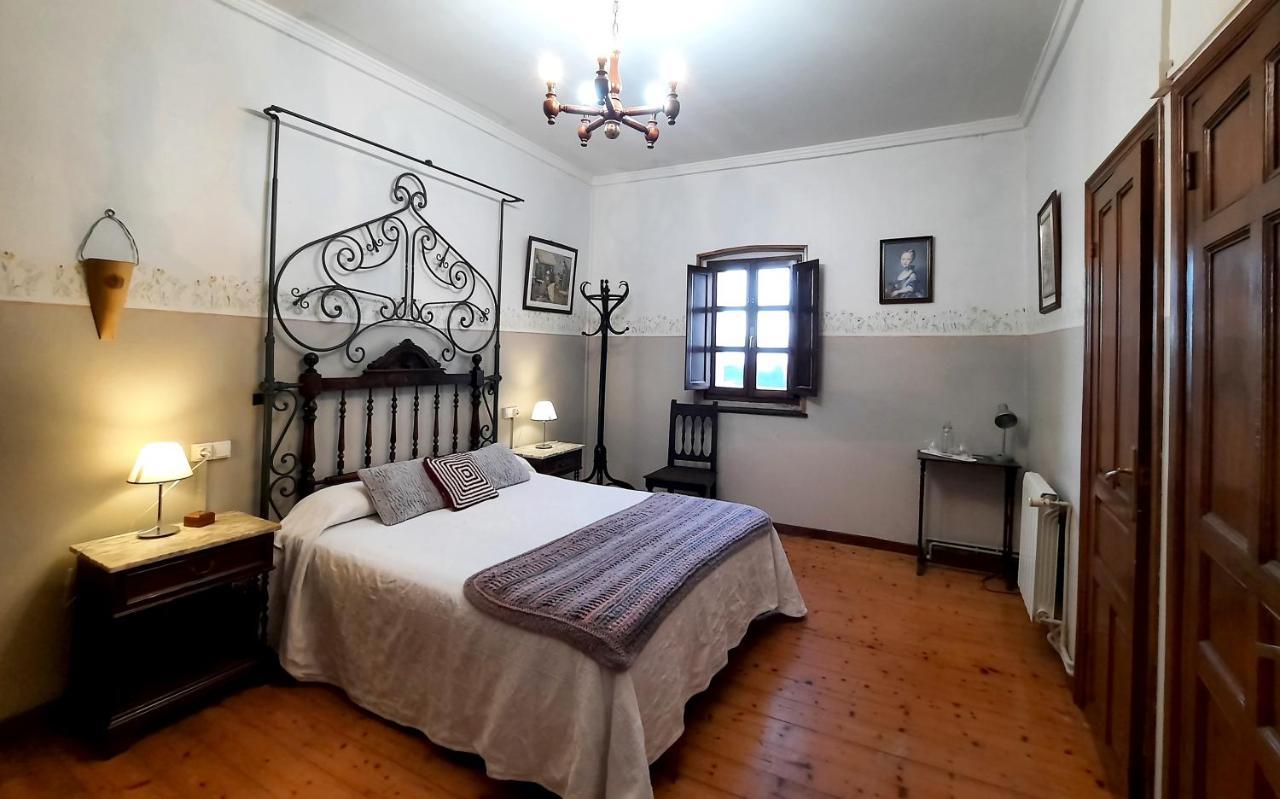 La Casona De Villanueva De Pria Extérieur photo