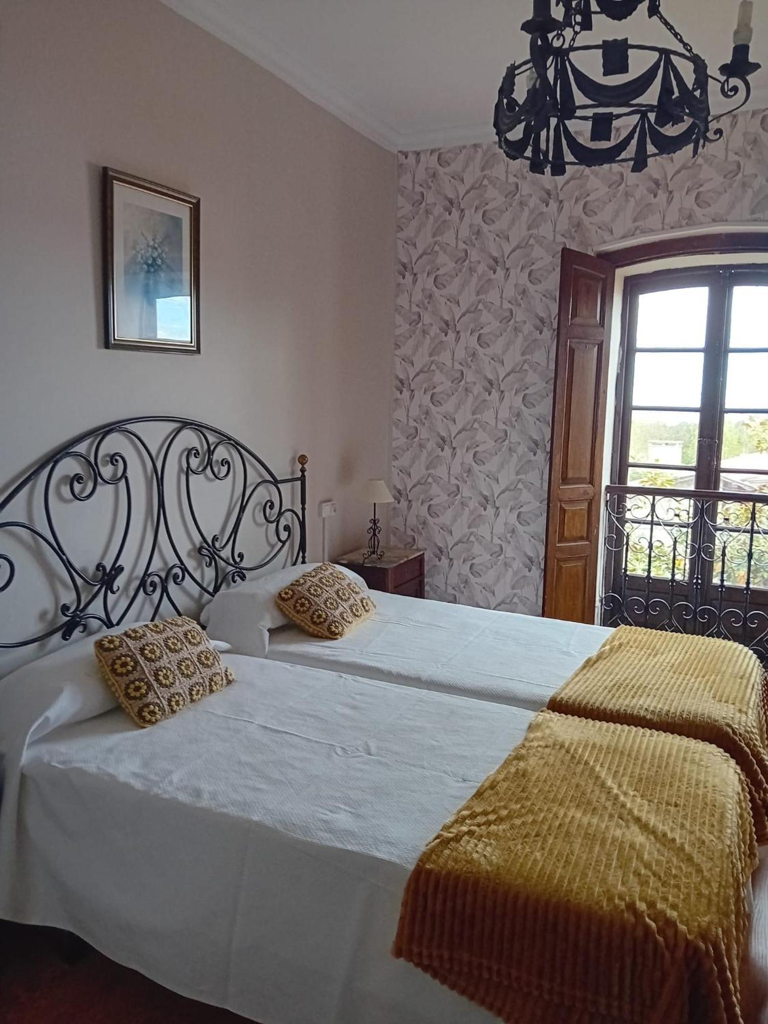 La Casona De Villanueva De Pria Extérieur photo